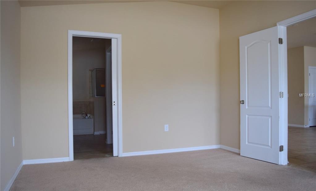 6557 BOULDER RUN LOOP, WESLEY CHAPEL, Florida 33545, 4 Bedrooms Bedrooms, 8 Rooms Rooms,2 BathroomsBathrooms,Residential,For sale,BOULDER RUN,T2928432