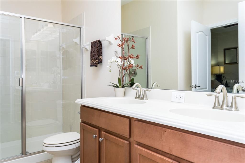 2306 VICTORIA DRIVE, DAVENPORT, Florida 33837, 7 Bedrooms Bedrooms, 11 Rooms Rooms,5 BathroomsBathrooms,Residential,For sale,VICTORIA,O5529580