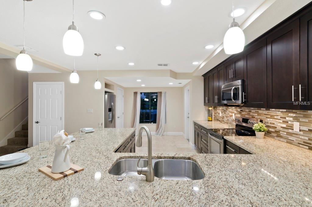 267 WOOD LAKE DRIVE, MAITLAND, Florida 32751, 3 Bedrooms Bedrooms, 5 Rooms Rooms,2 BathroomsBathrooms,Residential,For sale,WOOD LAKE,V4721628