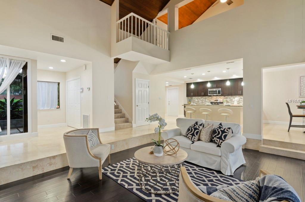 267 WOOD LAKE DRIVE, MAITLAND, Florida 32751, 3 Bedrooms Bedrooms, 5 Rooms Rooms,2 BathroomsBathrooms,Residential,For sale,WOOD LAKE,V4721628