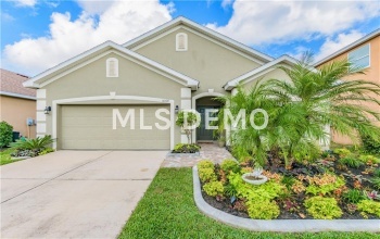 10108 CELTIC ASH DRIVE, RUSKIN, Florida 33573, 4 Bedrooms Bedrooms, 10 Rooms Rooms,2 BathroomsBathrooms,Residential,For sale,CELTIC ASH,T2918389