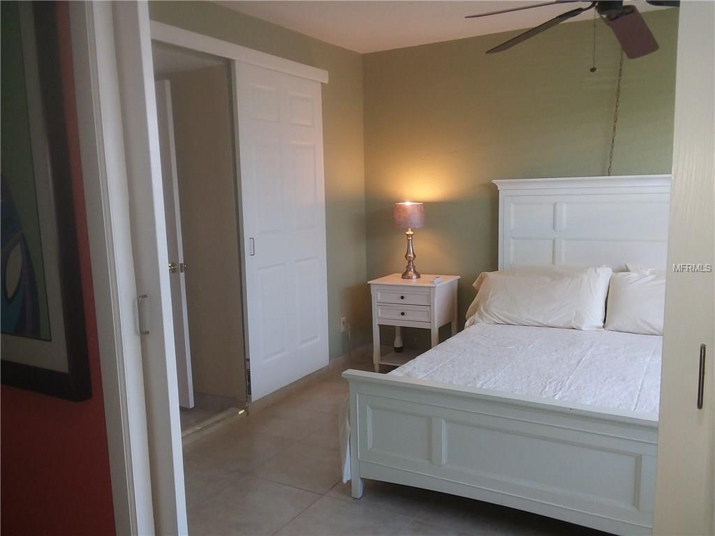 4890 BAY STREET NE, ST PETERSBURG, Florida 33703, 1 Bedroom Bedrooms, 4 Rooms Rooms,1 BathroomBathrooms,Residential,For sale,BAY,U7843237