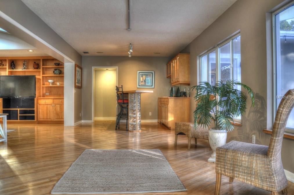 2035 BELLEAIR ROAD, CLEARWATER, Florida 33764, 4 Bedrooms Bedrooms, 12 Rooms Rooms,4 BathroomsBathrooms,Residential,For sale,BELLEAIR,U7843920