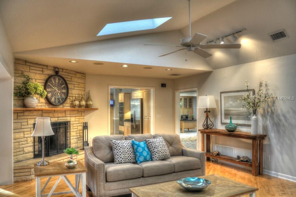 2035 BELLEAIR ROAD, CLEARWATER, Florida 33764, 4 Bedrooms Bedrooms, 12 Rooms Rooms,4 BathroomsBathrooms,Residential,For sale,BELLEAIR,U7843920