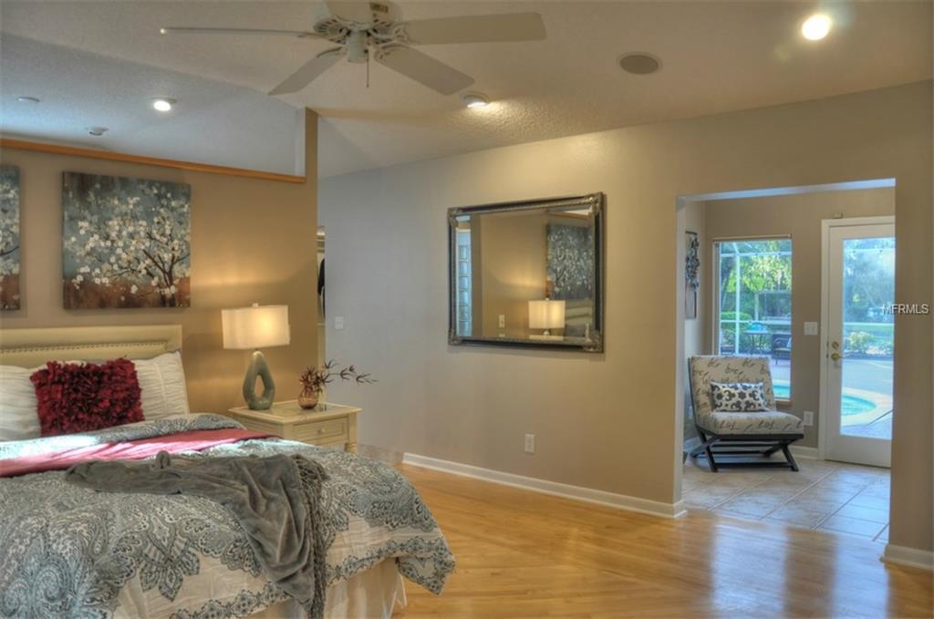 2035 BELLEAIR ROAD, CLEARWATER, Florida 33764, 4 Bedrooms Bedrooms, 12 Rooms Rooms,4 BathroomsBathrooms,Residential,For sale,BELLEAIR,U7843920