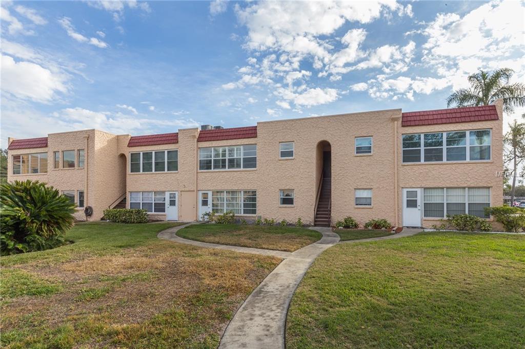 205 BUTTONWOOD CIRCLE, SEMINOLE, Florida 33777, 2 Bedrooms Bedrooms, 4 Rooms Rooms,2 BathroomsBathrooms,Residential,For sale,BUTTONWOOD,U7845693