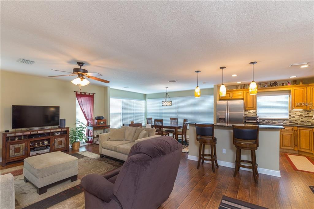 205 BUTTONWOOD CIRCLE, SEMINOLE, Florida 33777, 2 Bedrooms Bedrooms, 4 Rooms Rooms,2 BathroomsBathrooms,Residential,For sale,BUTTONWOOD,U7845693