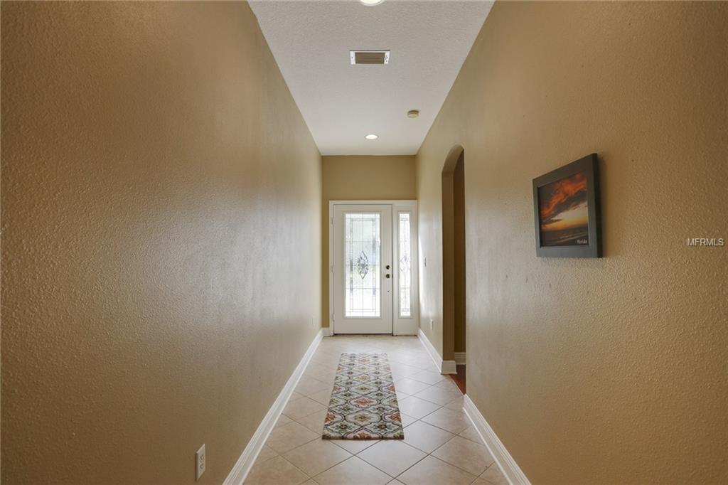 1106 EMERALD HILL WAY, VALRICO, Florida 33594, 4 Bedrooms Bedrooms, 8 Rooms Rooms,2 BathroomsBathrooms,Residential,For sale,EMERALD HILL,T2928182