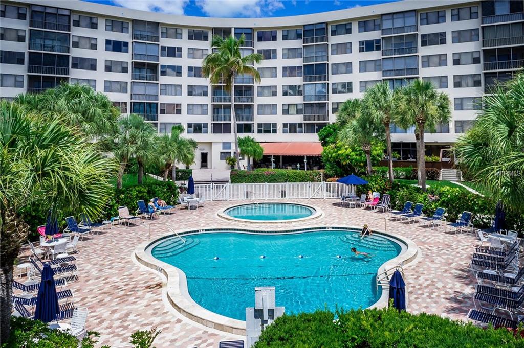 5855 MIDNIGHT PASS ROAD, SARASOTA, Florida 34242, 2 Bedrooms Bedrooms, 5 Rooms Rooms,2 BathroomsBathrooms,Residential,For sale,MIDNIGHT PASS,A4187298