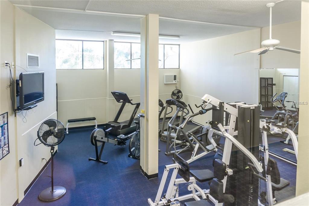 5855 MIDNIGHT PASS ROAD, SARASOTA, Florida 34242, 2 Bedrooms Bedrooms, 5 Rooms Rooms,2 BathroomsBathrooms,Residential,For sale,MIDNIGHT PASS,A4187298