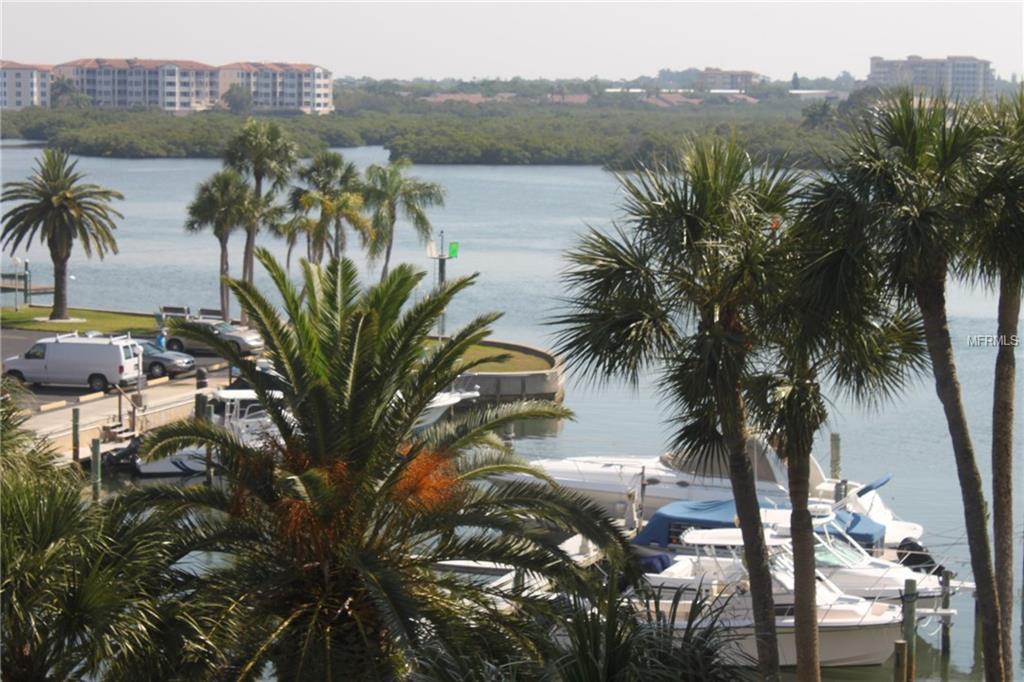 5855 MIDNIGHT PASS ROAD, SARASOTA, Florida 34242, 2 Bedrooms Bedrooms, 5 Rooms Rooms,2 BathroomsBathrooms,Residential,For sale,MIDNIGHT PASS,A4187298