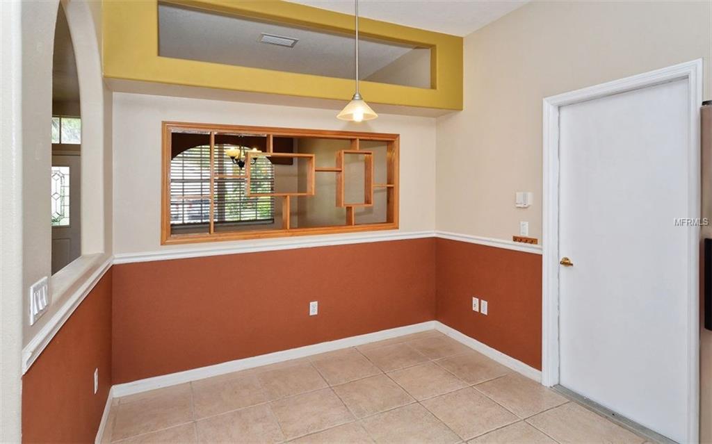 7439 RIDGE ROAD, SARASOTA, Florida 34238, 4 Bedrooms Bedrooms, 11 Rooms Rooms,2 BathroomsBathrooms,Residential,For sale,RIDGE,A4193782