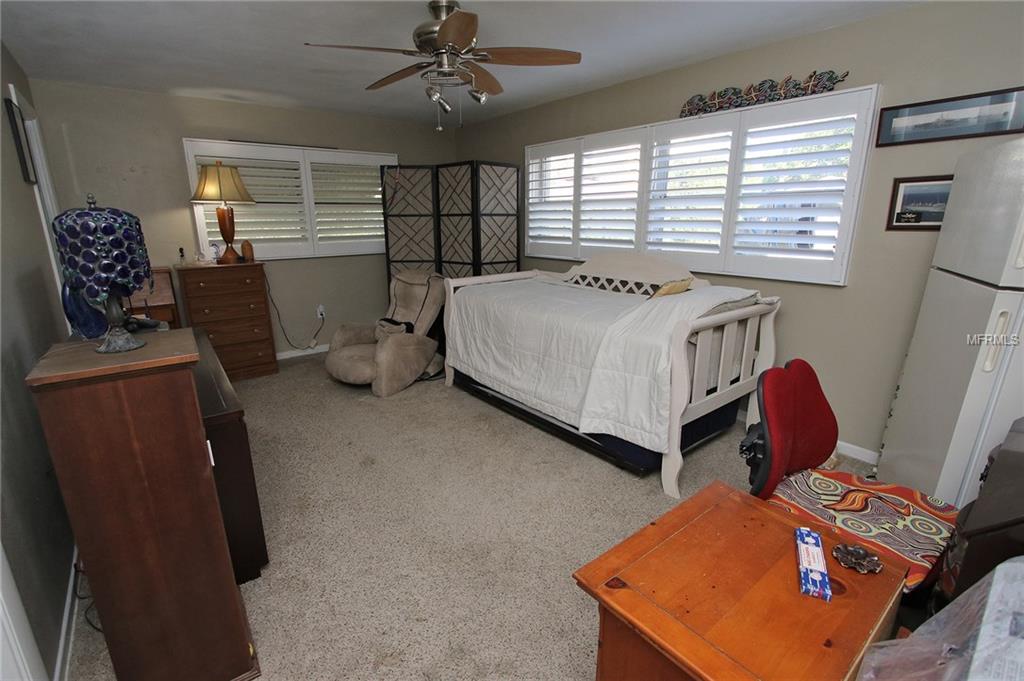 6463 1ST AVENUE N, ST PETERSBURG, Florida 33710, 3 Bedrooms Bedrooms, 8 Rooms Rooms,2 BathroomsBathrooms,Residential,For sale,1ST,T2908656