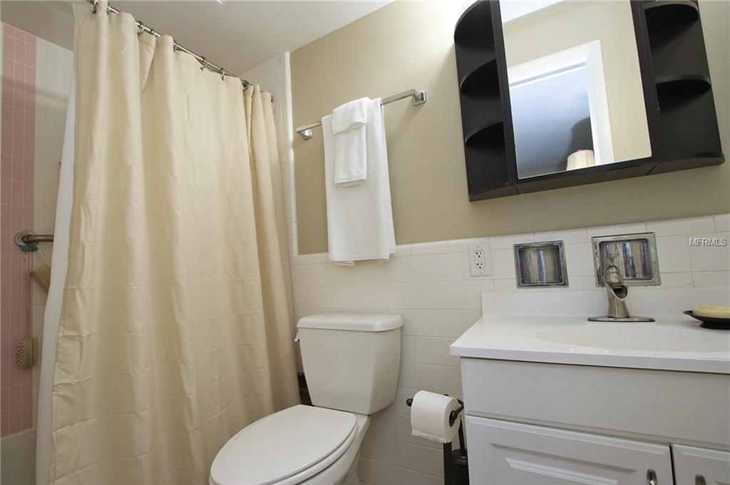 6463 1ST AVENUE N, ST PETERSBURG, Florida 33710, 3 Bedrooms Bedrooms, 8 Rooms Rooms,2 BathroomsBathrooms,Residential,For sale,1ST,T2908656