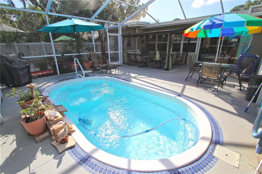 6463 1ST AVENUE N, ST PETERSBURG, Florida 33710, 3 Bedrooms Bedrooms, 8 Rooms Rooms,2 BathroomsBathrooms,Residential,For sale,1ST,T2908656