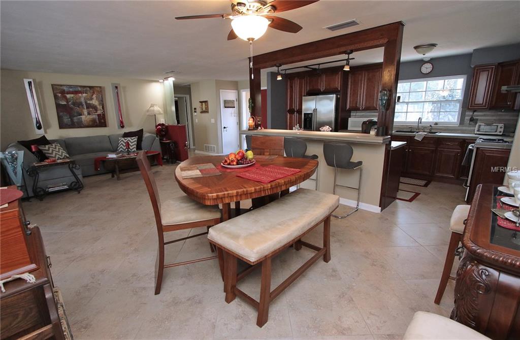 6463 1ST AVENUE N, ST PETERSBURG, Florida 33710, 3 Bedrooms Bedrooms, 8 Rooms Rooms,2 BathroomsBathrooms,Residential,For sale,1ST,T2908656