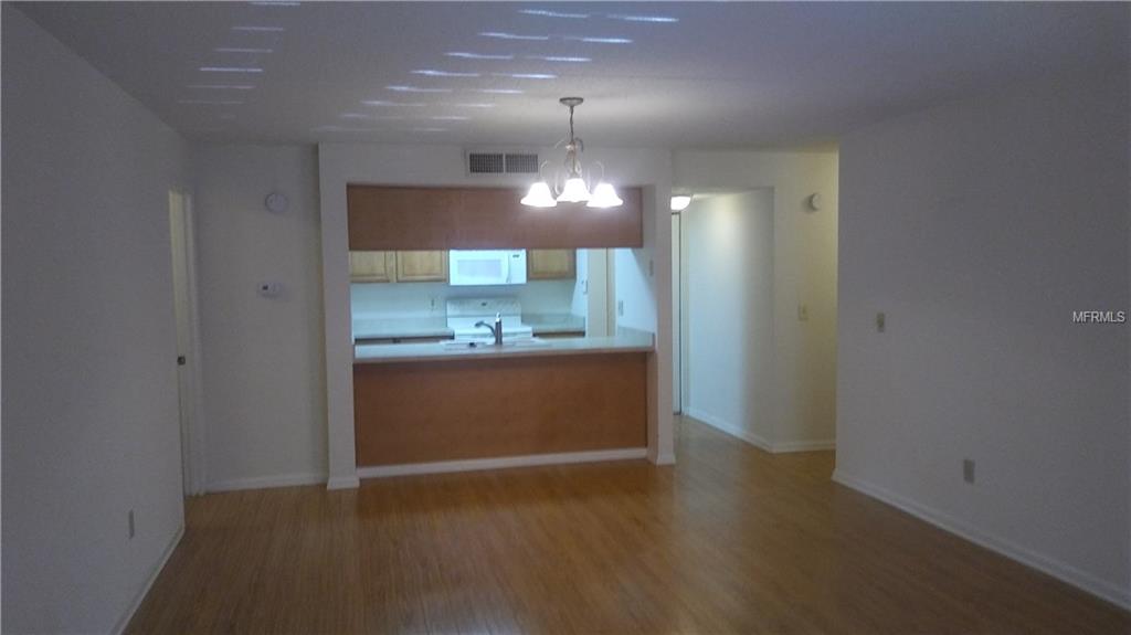 13608 S VILLAGE DRIVE, TAMPA, Florida 33618, 2 Bedrooms Bedrooms, 5 Rooms Rooms,2 BathroomsBathrooms,Residential,For sale,VILLAGE,T2914462