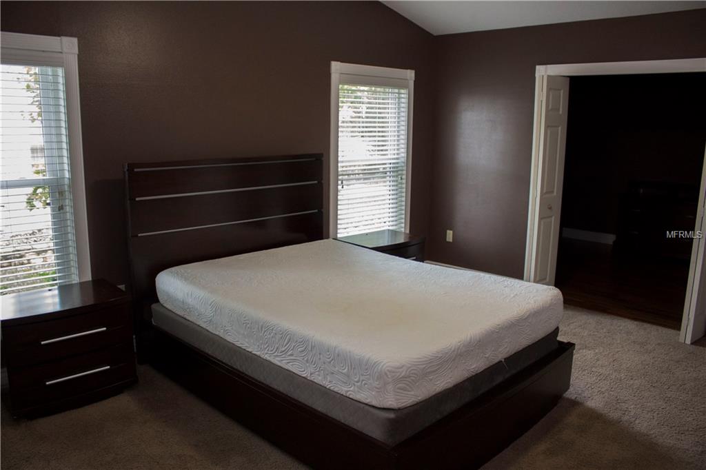 1010 S LAKE MARIAM DRIVE, WINTER HAVEN, Florida 33884, 4 Bedrooms Bedrooms, 8 Rooms Rooms,2 BathroomsBathrooms,Residential,For sale,LAKE MARIAM,P4718174