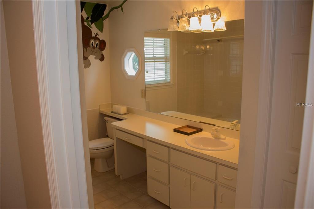 1010 S LAKE MARIAM DRIVE, WINTER HAVEN, Florida 33884, 4 Bedrooms Bedrooms, 8 Rooms Rooms,2 BathroomsBathrooms,Residential,For sale,LAKE MARIAM,P4718174