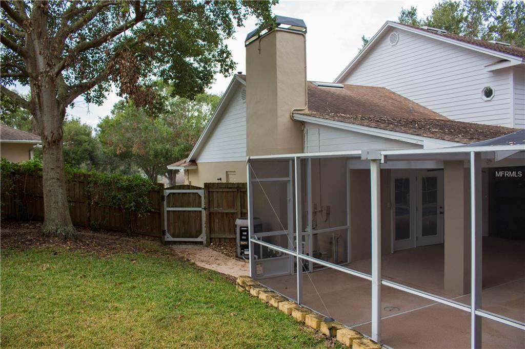 1010 S LAKE MARIAM DRIVE, WINTER HAVEN, Florida 33884, 4 Bedrooms Bedrooms, 8 Rooms Rooms,2 BathroomsBathrooms,Residential,For sale,LAKE MARIAM,P4718174