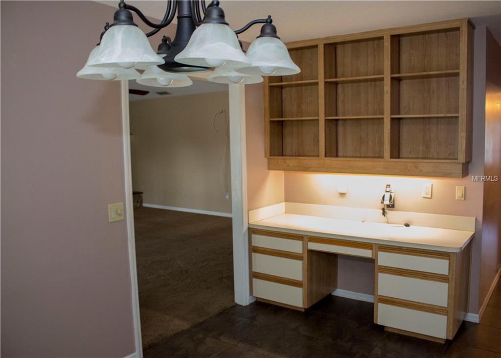 1010 S LAKE MARIAM DRIVE, WINTER HAVEN, Florida 33884, 4 Bedrooms Bedrooms, 8 Rooms Rooms,2 BathroomsBathrooms,Residential,For sale,LAKE MARIAM,P4718174