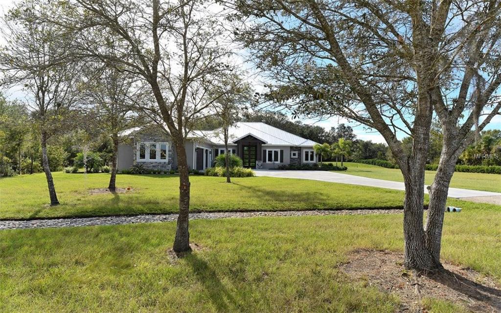 5210 SADDLE OAK TRAIL, SARASOTA, Florida 34241, 3 Bedrooms Bedrooms, 10 Rooms Rooms,4 BathroomsBathrooms,Residential,For sale,SADDLE OAK,A4204367