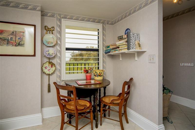 5911 MIDNIGHT PASS ROAD, SARASOTA, Florida 34242, 2 Bedrooms Bedrooms, 5 Rooms Rooms,2 BathroomsBathrooms,Residential,For sale,MIDNIGHT PASS,A4208527