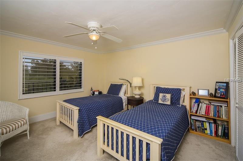 5911 MIDNIGHT PASS ROAD, SARASOTA, Florida 34242, 2 Bedrooms Bedrooms, 5 Rooms Rooms,2 BathroomsBathrooms,Residential,For sale,MIDNIGHT PASS,A4208527