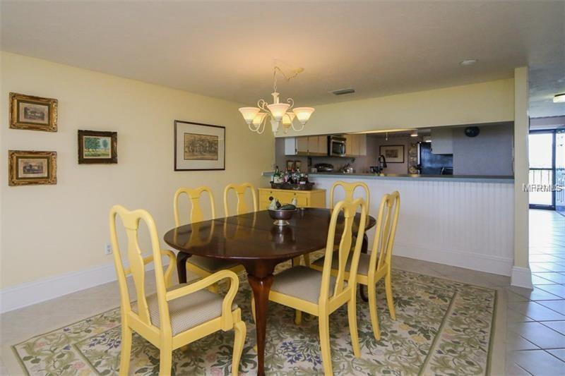 5911 MIDNIGHT PASS ROAD, SARASOTA, Florida 34242, 2 Bedrooms Bedrooms, 5 Rooms Rooms,2 BathroomsBathrooms,Residential,For sale,MIDNIGHT PASS,A4208527