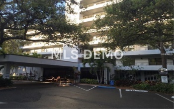 5911 MIDNIGHT PASS ROAD, SARASOTA, Florida 34242, 2 Bedrooms Bedrooms, 5 Rooms Rooms,2 BathroomsBathrooms,Residential,For sale,MIDNIGHT PASS,A4208527