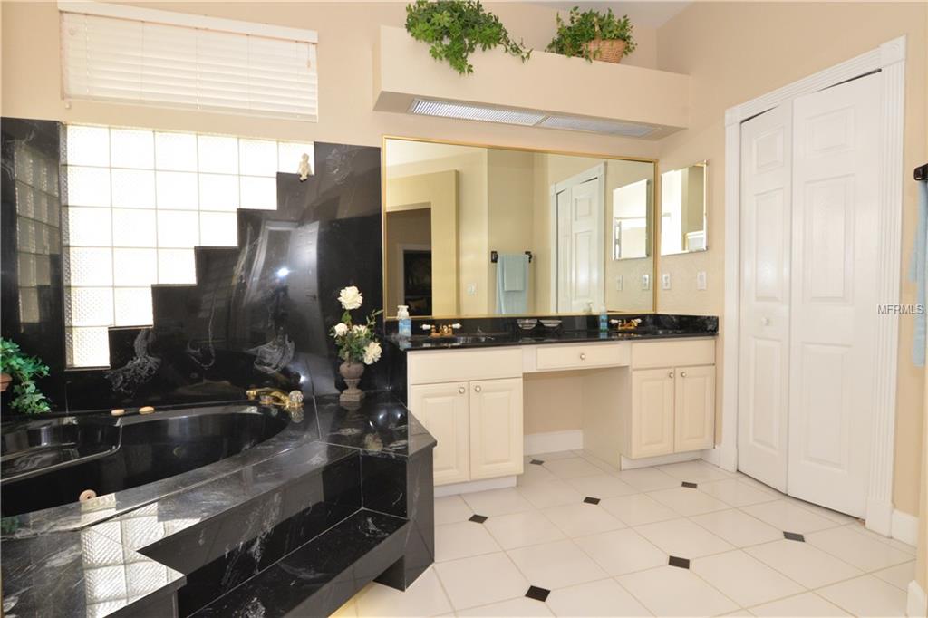 13711 DORNOCH DRIVE, ORLANDO, Florida 32828, 3 Bedrooms Bedrooms, 9 Rooms Rooms,2 BathroomsBathrooms,Residential,For sale,DORNOCH,O5560046