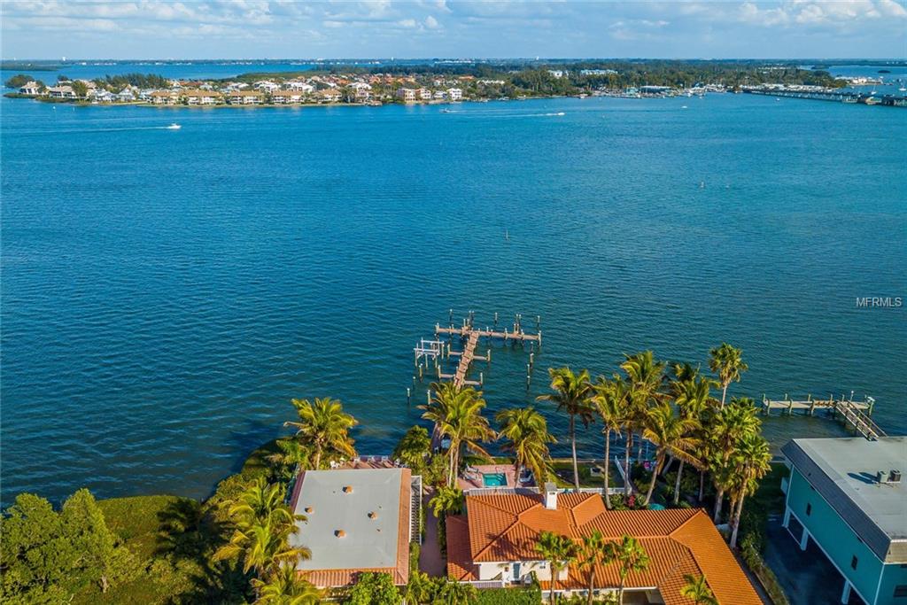 1325 GULF DRIVE N, BRADENTON BEACH, Florida 34217, 2 Bedrooms Bedrooms, 5 Rooms Rooms,2 BathroomsBathrooms,Residential,For sale,GULF,A4209172