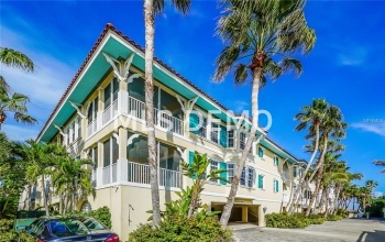 1325 GULF DRIVE N, BRADENTON BEACH, Florida 34217, 2 Bedrooms Bedrooms, 5 Rooms Rooms,2 BathroomsBathrooms,Residential,For sale,GULF,A4209172