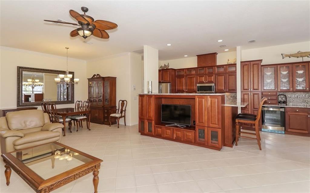 4534 SAMOSET DRIVE, SARASOTA, Florida 34241, 2 Bedrooms Bedrooms, 8 Rooms Rooms,2 BathroomsBathrooms,Residential,For sale,SAMOSET,A4209615