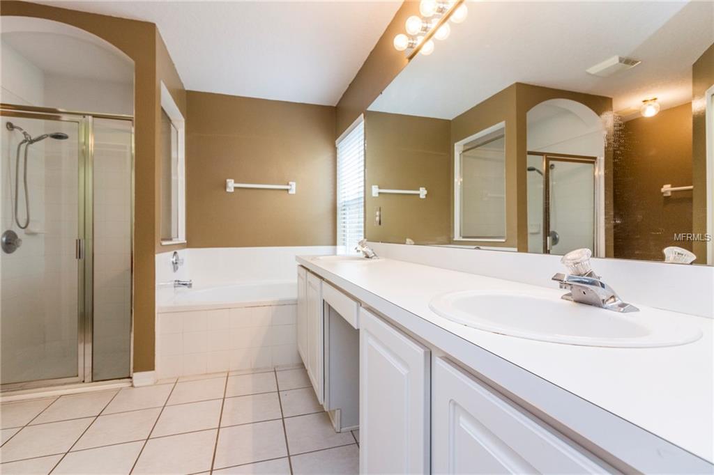 14330 LAKE UNDERHILL ROAD, ORLANDO, Florida 32828, 4 Bedrooms Bedrooms, 11 Rooms Rooms,3 BathroomsBathrooms,Residential,For sale,LAKE UNDERHILL,O5561713