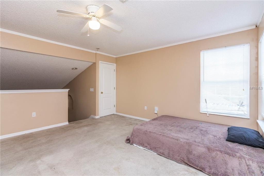 14330 LAKE UNDERHILL ROAD, ORLANDO, Florida 32828, 4 Bedrooms Bedrooms, 11 Rooms Rooms,3 BathroomsBathrooms,Residential,For sale,LAKE UNDERHILL,O5561713