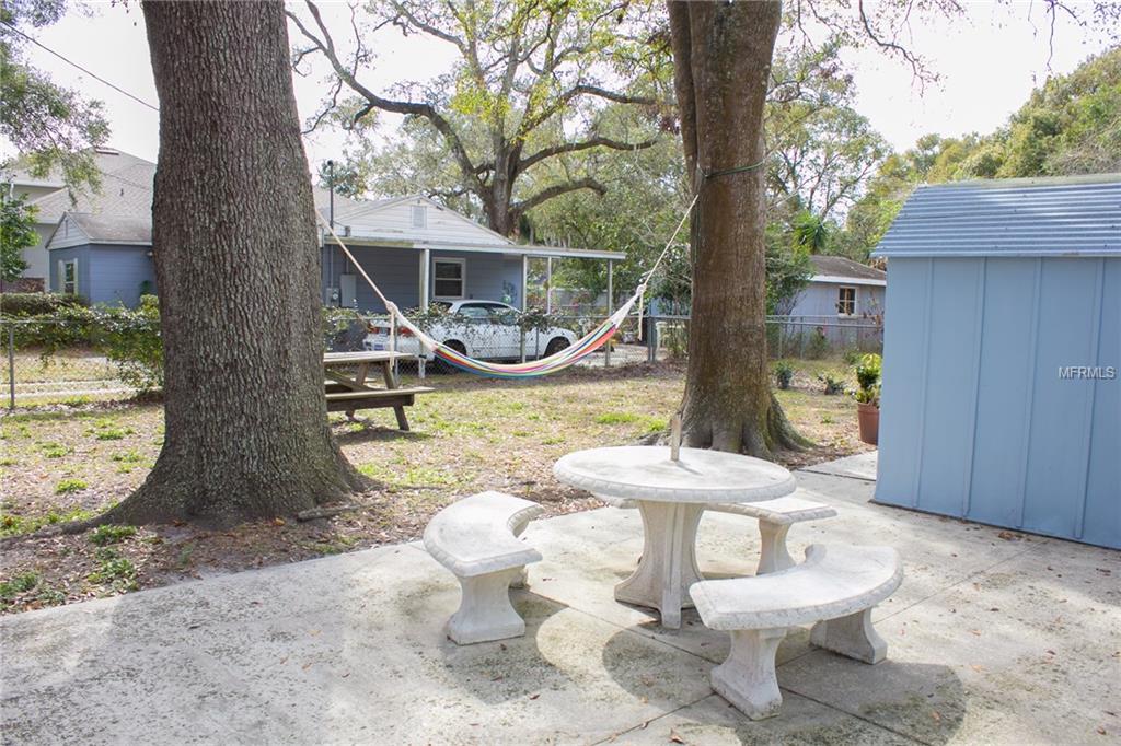 1219 E LAMBRIGHT STREET, TAMPA, Florida 33604, 2 Bedrooms Bedrooms, 5 Rooms Rooms,2 BathroomsBathrooms,Residential,For sale,LAMBRIGHT,T2928435