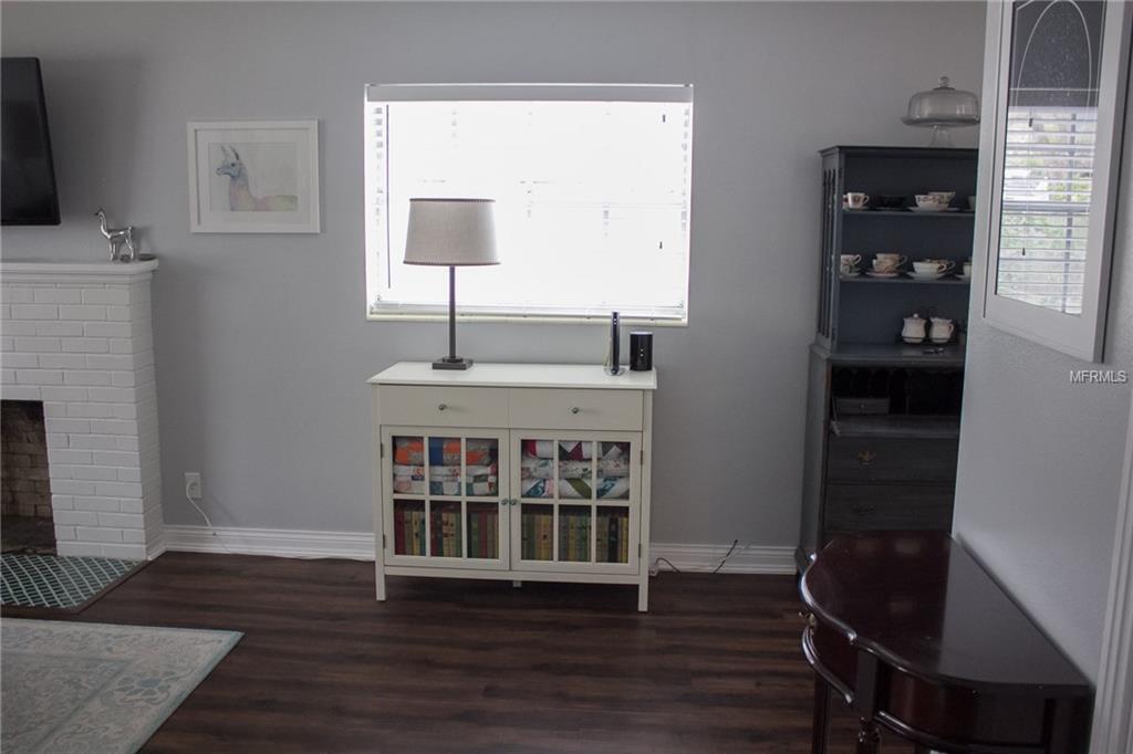 1219 E LAMBRIGHT STREET, TAMPA, Florida 33604, 2 Bedrooms Bedrooms, 5 Rooms Rooms,2 BathroomsBathrooms,Residential,For sale,LAMBRIGHT,T2928435