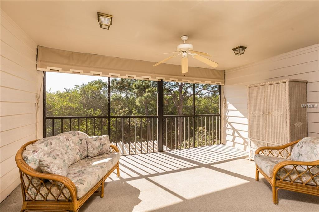 ST PETERSBURG, Florida 33702, 3 Bedrooms Bedrooms, 9 Rooms Rooms,3 BathroomsBathrooms,Residential,For sale,U7841449