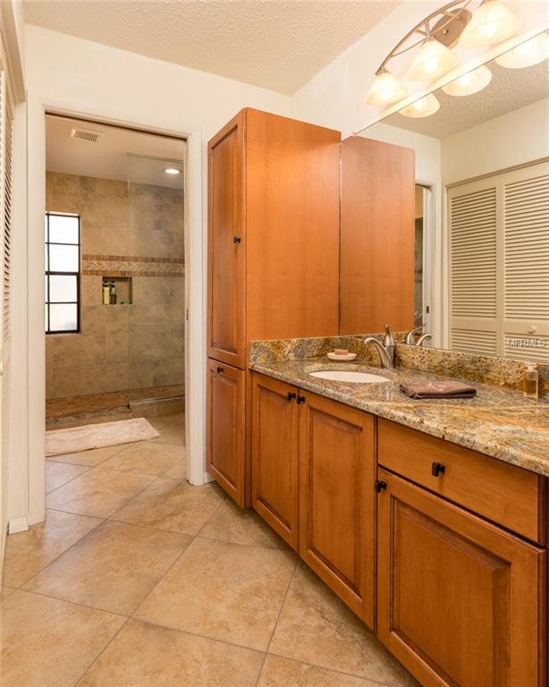 ST PETERSBURG, Florida 33702, 3 Bedrooms Bedrooms, 9 Rooms Rooms,3 BathroomsBathrooms,Residential,For sale,U7841449