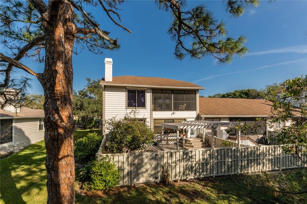 ST PETERSBURG, Florida 33702, 3 Bedrooms Bedrooms, 9 Rooms Rooms,3 BathroomsBathrooms,Residential,For sale,U7841449