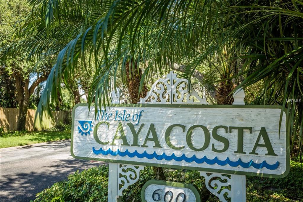 ST PETERSBURG, Florida 33702, 3 Bedrooms Bedrooms, 9 Rooms Rooms,3 BathroomsBathrooms,Residential,For sale,U7841449