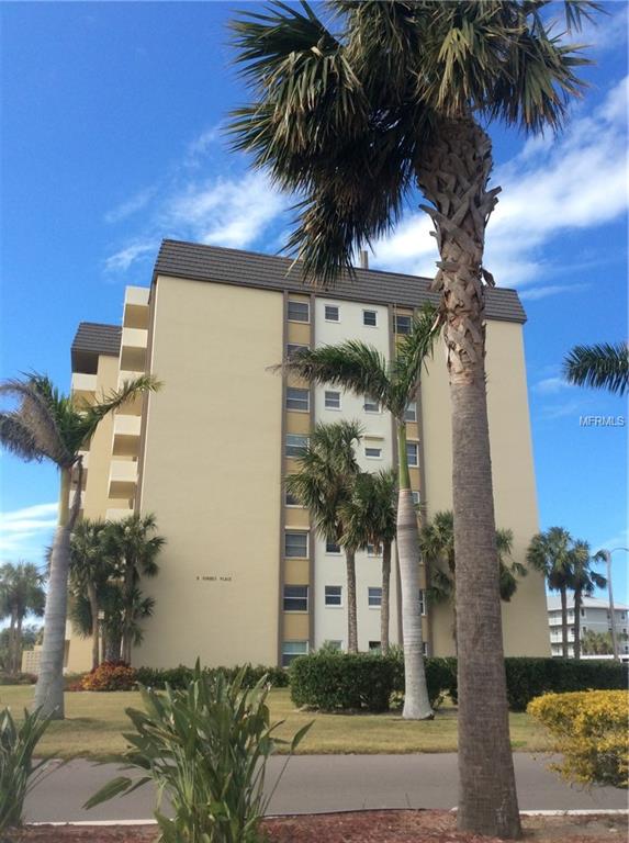 9 FORBES PLACE, DUNEDIN, Florida 34698, 2 Bedrooms Bedrooms, 3 Rooms Rooms,2 BathroomsBathrooms,Residential,For sale,FORBES,U7844627