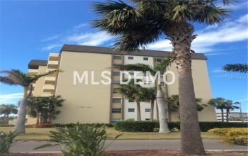 9 FORBES PLACE, DUNEDIN, Florida 34698, 2 Bedrooms Bedrooms, 3 Rooms Rooms,2 BathroomsBathrooms,Residential,For sale,FORBES,U7844627