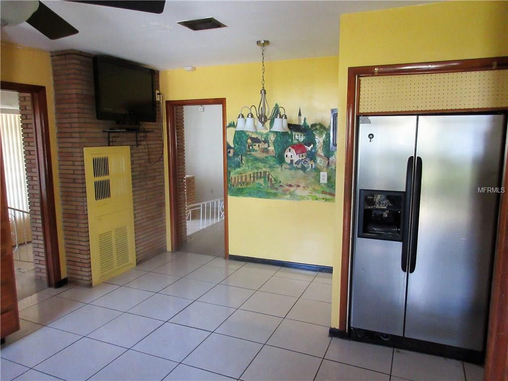 1902 W NASSAU STREET, TAMPA, Florida 33607, 4 Bedrooms Bedrooms, 8 Rooms Rooms,3 BathroomsBathrooms,Residential,For sale,NASSAU,T2927997