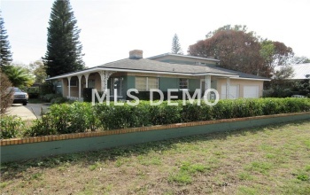 1902 W NASSAU STREET, TAMPA, Florida 33607, 4 Bedrooms Bedrooms, 8 Rooms Rooms,3 BathroomsBathrooms,Residential,For sale,NASSAU,T2927997