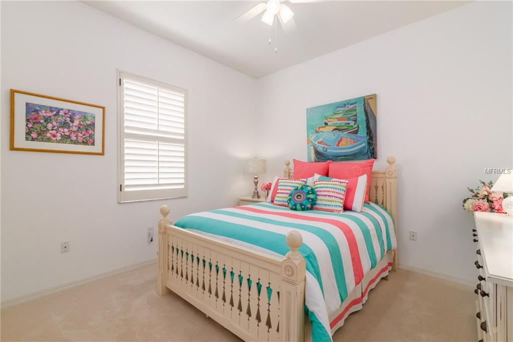 6120 WINCHESTER PLACE, SARASOTA, Florida 34243, 4 Bedrooms Bedrooms, 7 Rooms Rooms,3 BathroomsBathrooms,Residential,For sale,WINCHESTER,A4203229