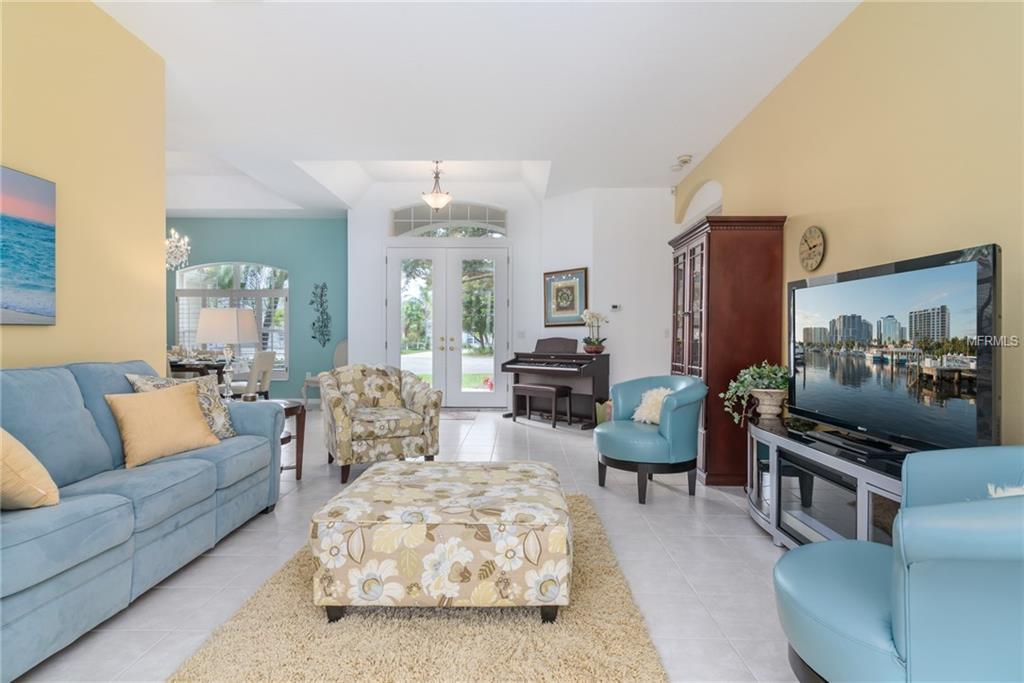 6120 WINCHESTER PLACE, SARASOTA, Florida 34243, 4 Bedrooms Bedrooms, 7 Rooms Rooms,3 BathroomsBathrooms,Residential,For sale,WINCHESTER,A4203229