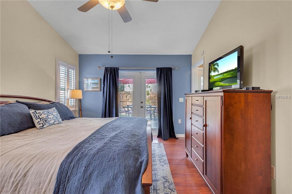 1800 NORTHUMBERLAND AVENUE, ORLANDO, Florida 32804, 4 Bedrooms Bedrooms, 3 Rooms Rooms,2 BathroomsBathrooms,Residential,For sale,NORTHUMBERLAND,O5557980