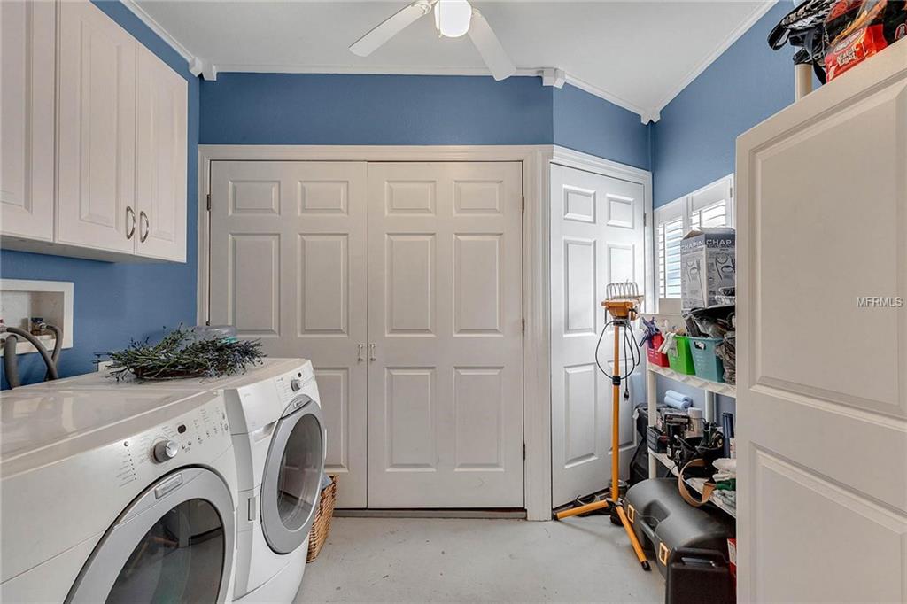 1800 NORTHUMBERLAND AVENUE, ORLANDO, Florida 32804, 4 Bedrooms Bedrooms, 3 Rooms Rooms,2 BathroomsBathrooms,Residential,For sale,NORTHUMBERLAND,O5557980